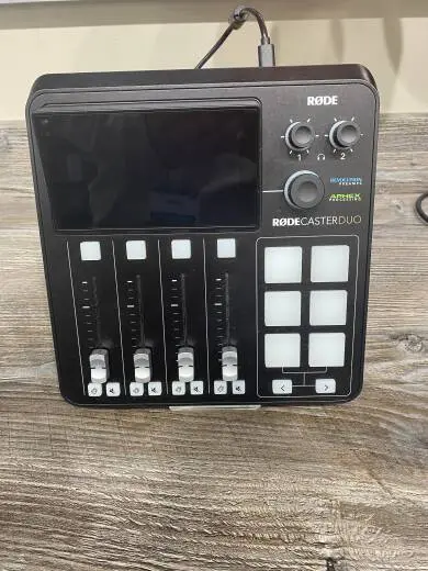 RODE - RODECASTER DUO
